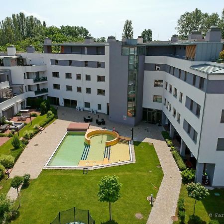 באלאטונפורד Silver Delux Apartman מראה חיצוני תמונה