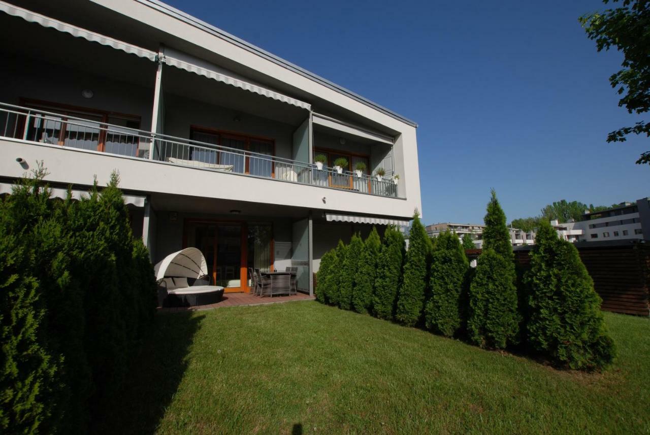 באלאטונפורד Silver Delux Apartman מראה חיצוני תמונה